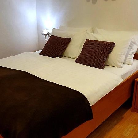 Adriasobe Hotell Vodice Exteriör bild