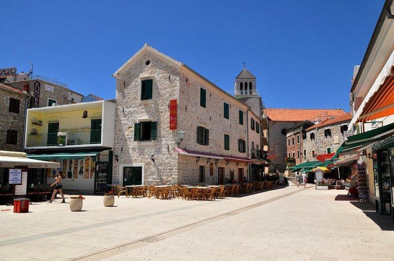 Adriasobe Hotell Vodice Exteriör bild